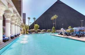 Las Vegas Cabanas - MGM Resorts International