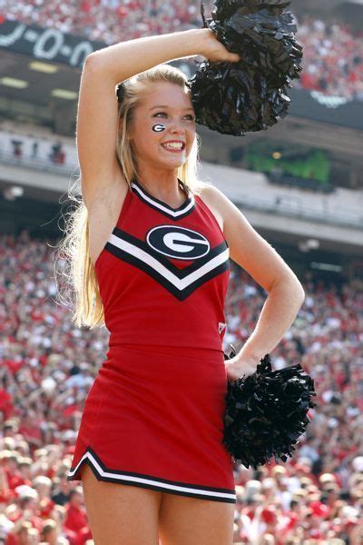 UGA cheerleader | Football cheerleaders, Cheerleader girl, Hot cheerleaders