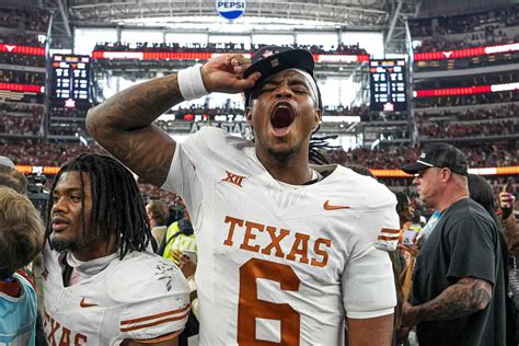 Texas Longhorns Quarterback Transferring Before College Football Playoffs - Men's Journal | On ...