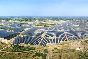 Kamuthi Solar Power Project - Wikipedia