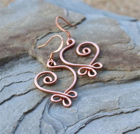 Small Celtic Heart Earrings, Copper | Copper wire jewelry, Wire jewelry, Wire jewelry designs