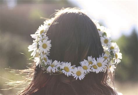 Daisy Flower Crown Pictures, Photos, and Images for Facebook, Tumblr, Pinterest, and Twitter