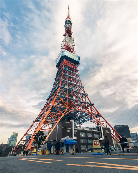 [OC] Tokyo Tower through the wide lens | Tokyo tower, Tower, Tokyo