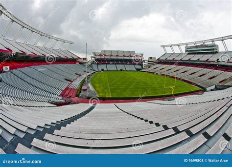 Williams-Brice Stadium editorial stock photo. Image of building - 9699808