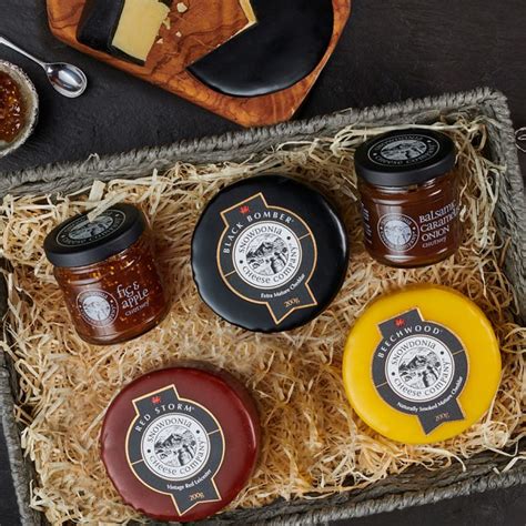 Buy Luxury Cheese Hampers | Free UK Delivery