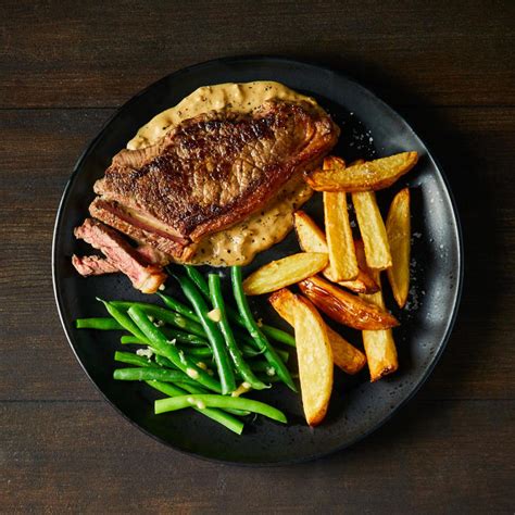 Rump Steak With Creamy Peppercorn Sauce And Chips inspired by The Matrix (1999) | Gousto Blog