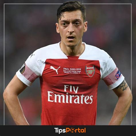 ⚠️ REPORT: Arsenal are reportedly looking to send Mesut Ozil out on loan in the upcoming January ...