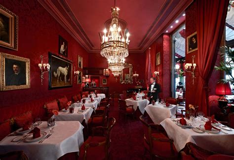 Famous Austrian Sacher Cafe in the Heart of Vienna - Our World Travel Selfies