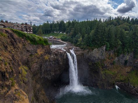 10 Real-Life 'Twin Peaks' Locations You Can Visit Today - Photos - Condé Nast Traveler