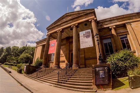 Hidden and precious treasures of Paisley Museum collections - Paisley.is