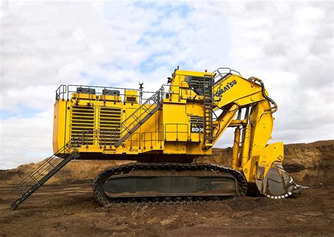 World's Top 5 Largest Hydraulic Excavators used in 2019 - SouthAfrica HeavyQuip Magazine