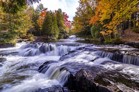 12 Beautiful Waterfalls In Michigan - Midwest Explored