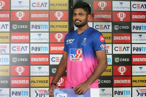 Sanju Samson receives the player-of-the-match award | ESPNcricinfo.com