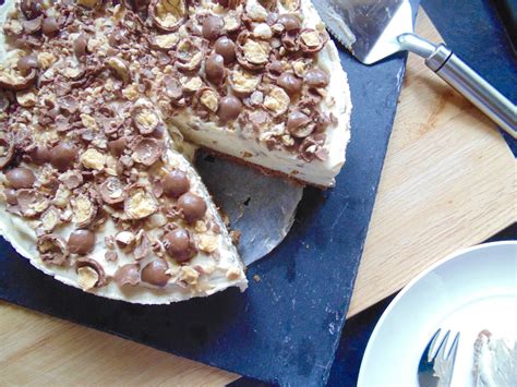 Malteser Cheesecake - Maverick Baking