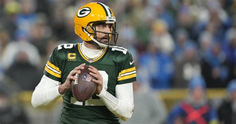 Packers' Aaron Rodgers to Go on 4-Day 'Darkness Retreat', Will ...