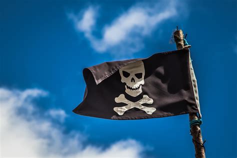 Pirates Flag / 7 Best Images of Printable Pirate Flags - Printable Pirate ... - See more ideas ...