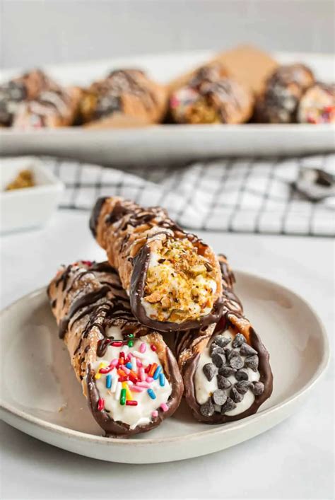 Cannoli Recipe | Grandma's Things