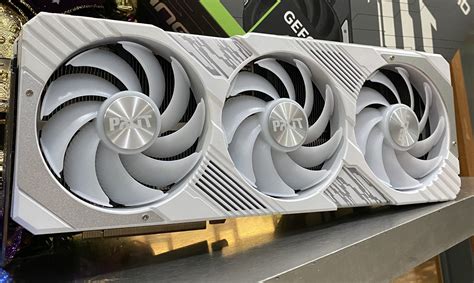 경품으로 제공되는 팰릿 GeForce RTX 4080 GamingPro 화이트 에디션 사진 > 하드웨어 뉴스 | 퀘이사존 ...