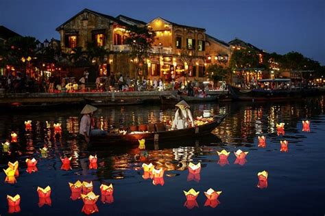 Hoi An Vietnam Lantern Festival - Jinny Lurline