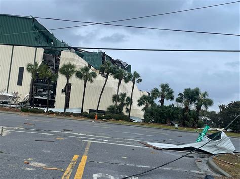 PHOTO 3 Angles Of Severe Tornado Damage On Thomas Drive In Panama City ...