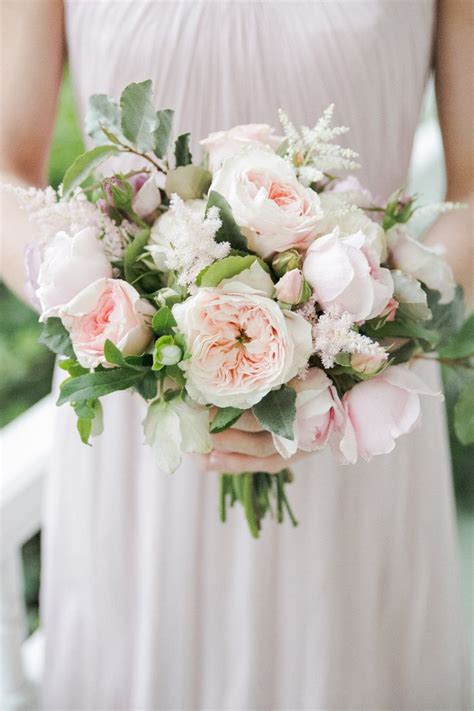 Blush wedding theme,blush garden rose bouquet