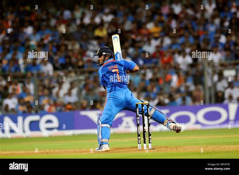 Ms Dhoni World Cup 2011 Wallpapers