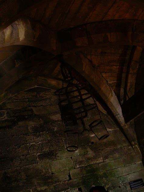 Warwick castle dungeon-nice stone detail. | Warwick castle, Castle ...