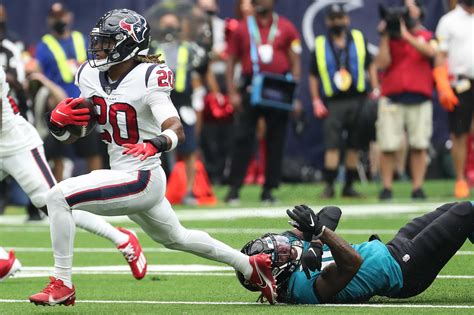 Trio of injured Texans players participate in practice