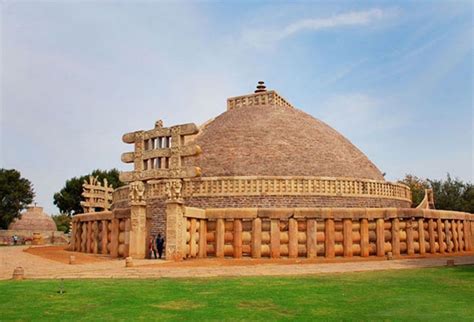 #192 Great Stupa at Sanchi. Madhya Pradesh, India. Buddhist; Maurya ...