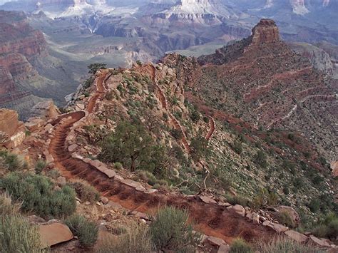 Grand Canyon Park installs shelter at Tipoff on South Kaibab Trail