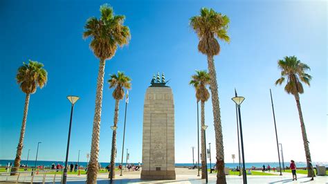 Glenelg Beach Vacations 2017: Package & Save up to $603 | Cheap Deals on Expedia