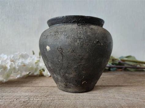 Old clay pot. Wabi sabi Rare black pottery vase. Farm house | Etsy | Wabi sabi, Pottery vase ...