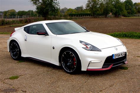 Nissan 370Z Nismo Review (2021) | Parkers