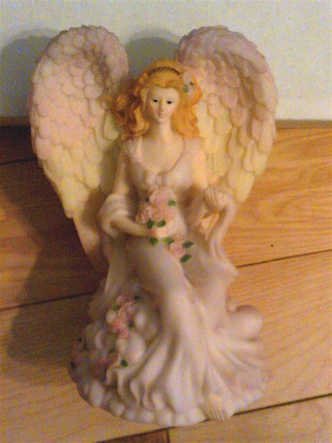 7 Tall Ceramic Angel Music Box Herco Productions Plays Amazing Grace ...