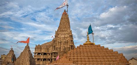 Dwarka temple see Decline in revenue from previous year