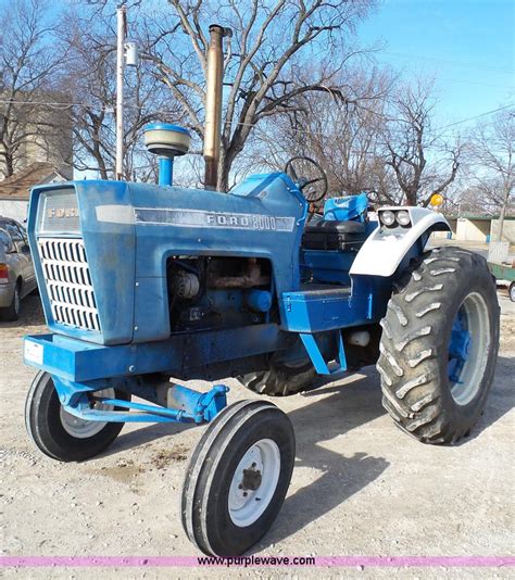 Ford 8000 tractor in Fredonia, KS | Item J7306 sold | Purple Wave