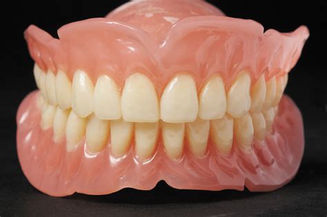 Guidelines for the care and maintenance of complete dentures - National ...