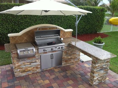 13 Engaging a Outdoor Kitchen Bbq Designs Get It - Modern Tiny Kitchen ...