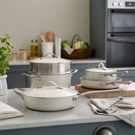 ProCook Soho Cookware Set 5 Piece Cream | ProCook