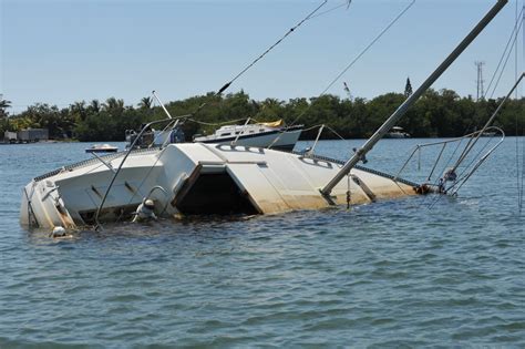 Florida’s ‘boat graveyard’ costs taxpayers millions each year - Trade Only Today