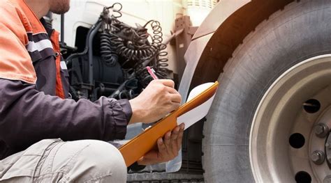 Semi Truck Preventative Maintenance Schedule & Checklist