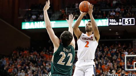 Virginia Cavaliers grabs No. 1 spot in men's basketball coaches poll