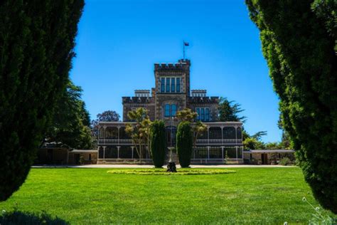 Larnach Castle – Dunedin Tours