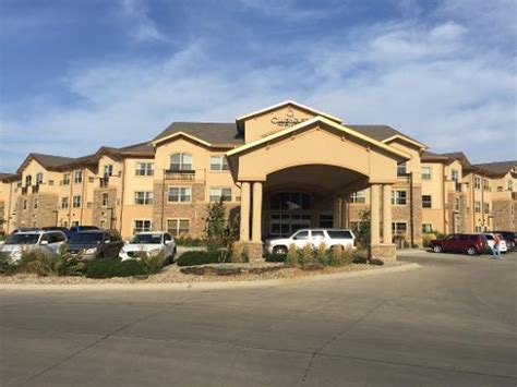 Book Clubhouse Hotel & Suites Pierre, Pierre, South Dakota - Hotels.com