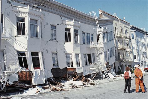 Video Claims California Will Be Hit by a 9.8 Earthquake Today