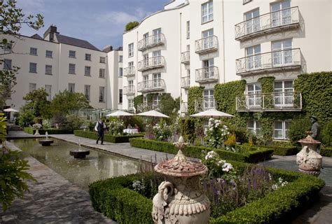 Staying at Ireland’s Grand Dame of Luxury Hotels, The Merrion Hotel Dublin - Beau Monde Traveler ...