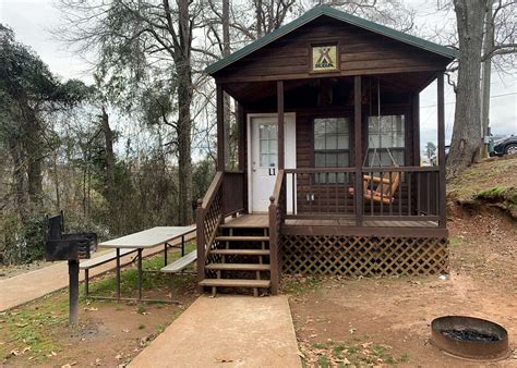 Staying at KOA Cabins Instead of Hotels on a Roadtrip