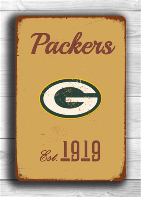 Green Bay Packers Team Sign - Classic Metal Signs