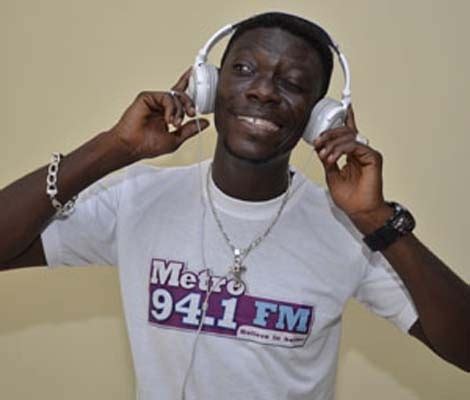 Spreading The Humour: Agya Koo tries out radio presenting? - AmeyawDebrah.Com