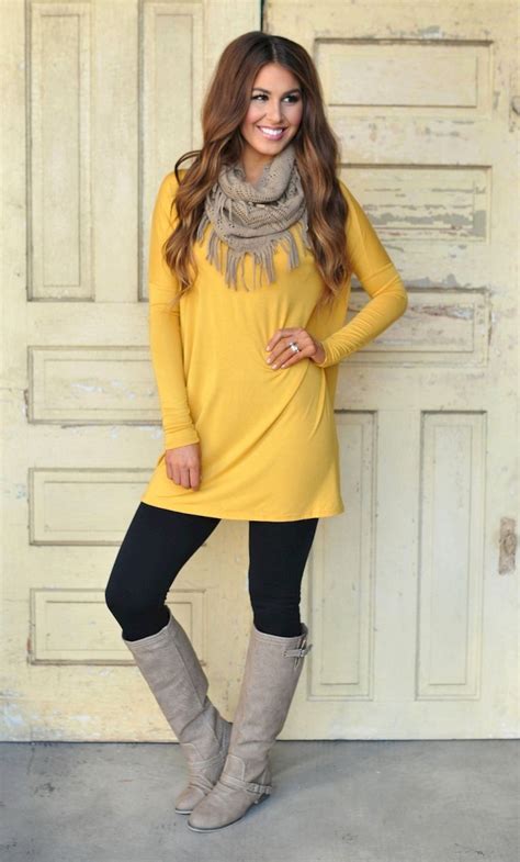 Awesome 42 Tunic and Leggings to Look Cool #Leggings #LookCool #Tunic | Outfits with leggings ...